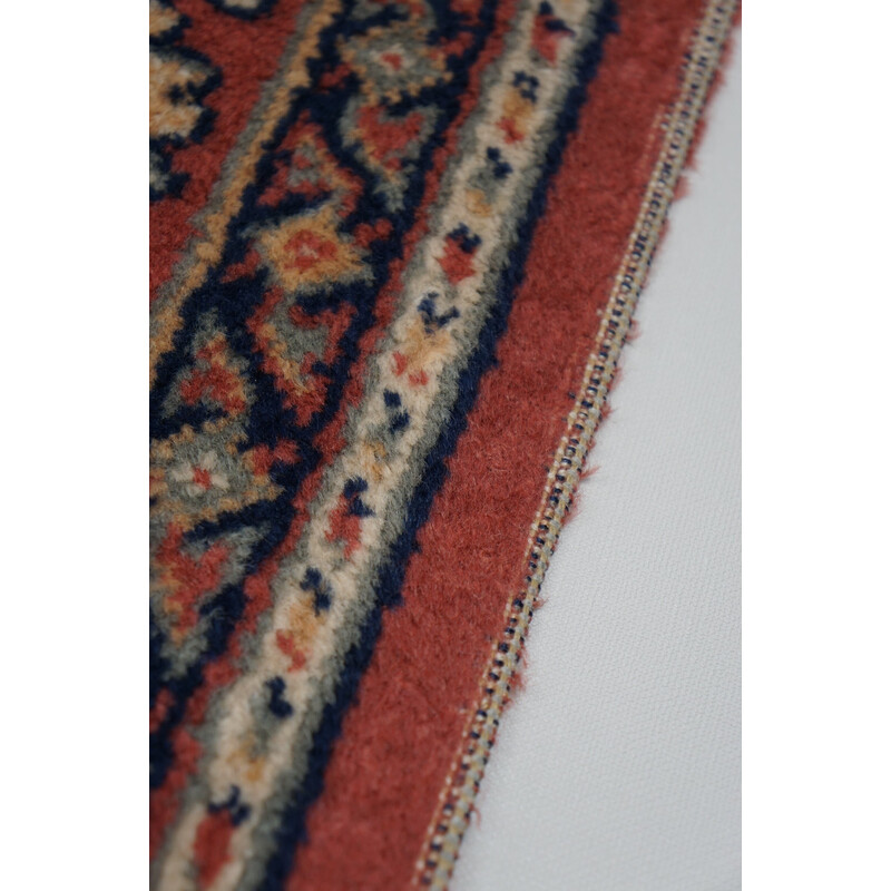 Colorful vintage rug in virgin wool