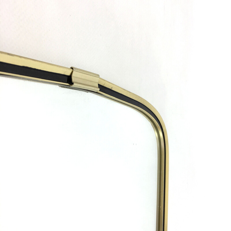 Miroir moderniste de forme libre avec cadre en métal doré - 1960