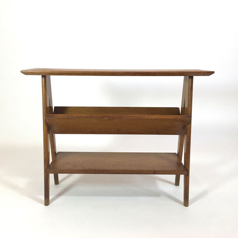 Oak side table with a magazine rack and a shelf - 1950s