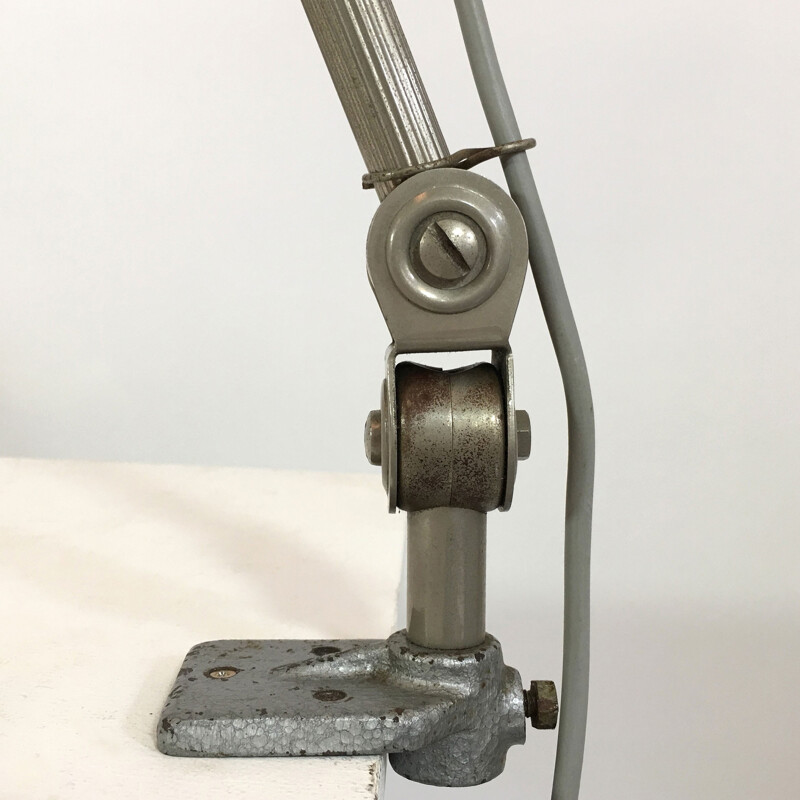 Lampe d'atelier grise produite par Nestler - 1960