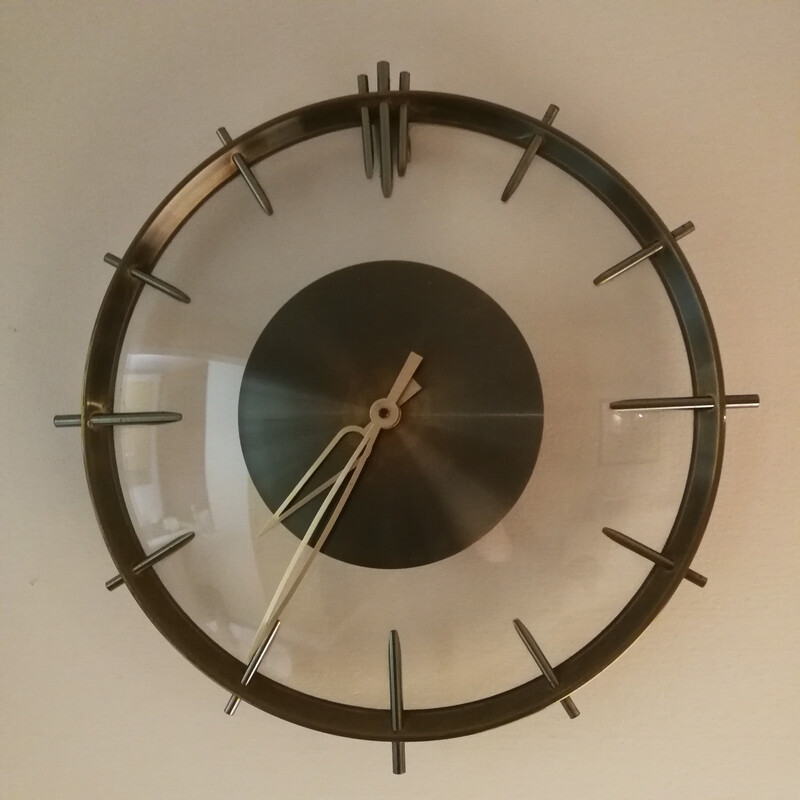 Reloj de pared vintage de latón y cristal eléctrico, 1960