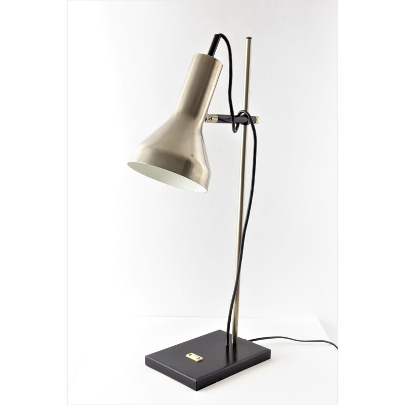 Vintage industriële kantellamp met vernikkelde metalen arm en voet, 1960