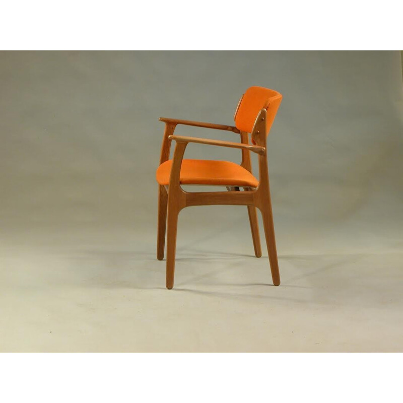 Model 50 armchair in oak by Erik Buch for Odense Maskinsnedkeri - 1970s 