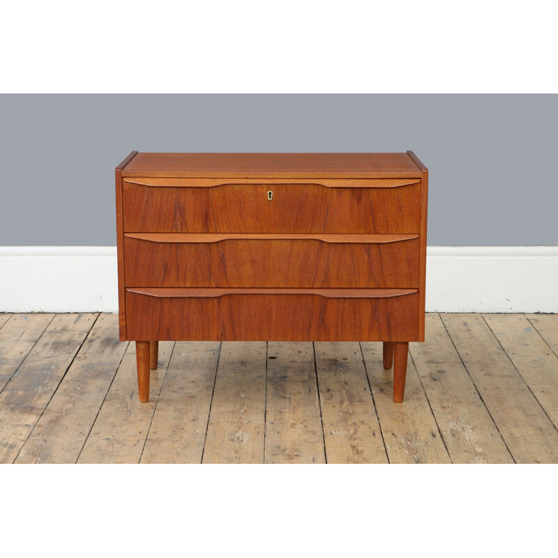 Small chest of drawers with 3 big drawers - 1960s