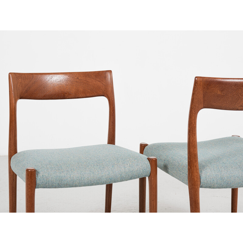 Conjunto de 4 cadeiras dinamarquesas de meados do século XX em teca e tecido, modelo 77 de Niels Otto Møller
