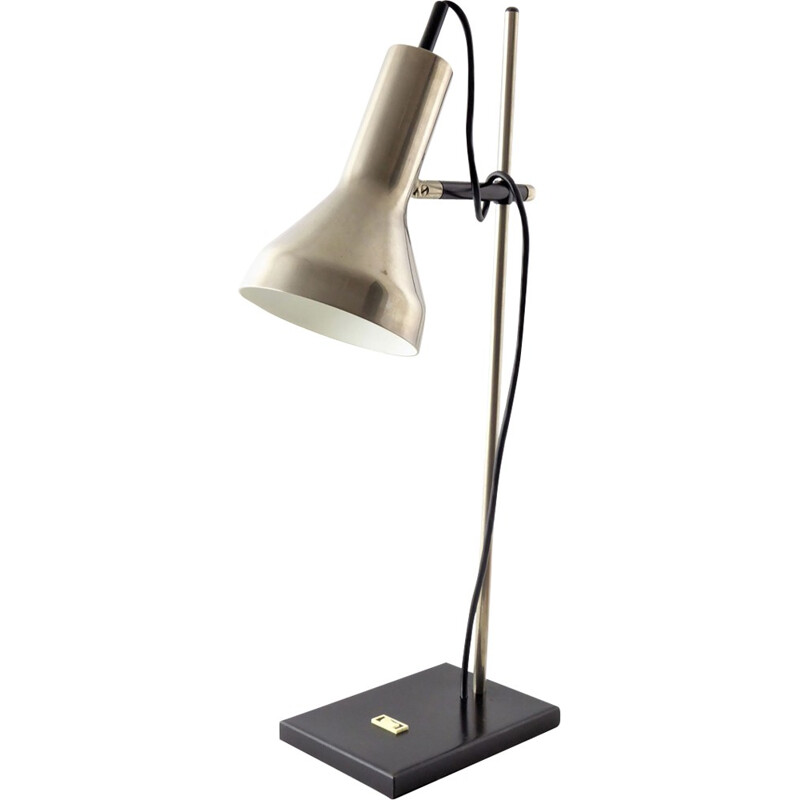 Lampada industriale vintage basculante con braccio e base in metallo nichelato, 1960