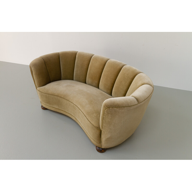 Vintage Danish Art Deco Samt Banana Sofa, 1940er Jahre