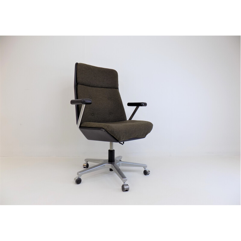 Vintage 7113 office armchair by Stoll Giroflex