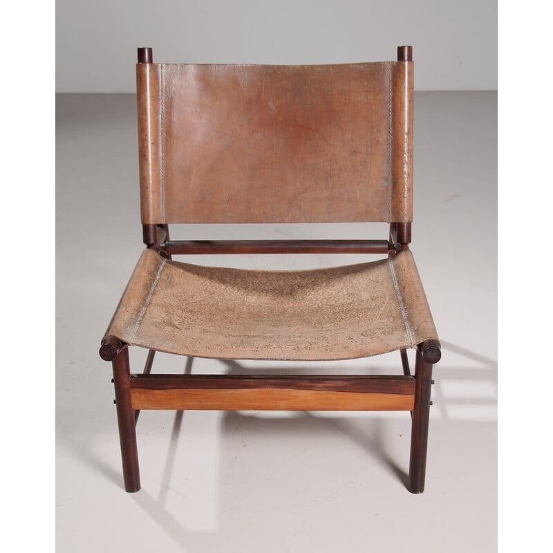 Vintage "Jockey" armchair in rosewood and leather by Jorge Zalszupin for Atelier, Brazil 1960