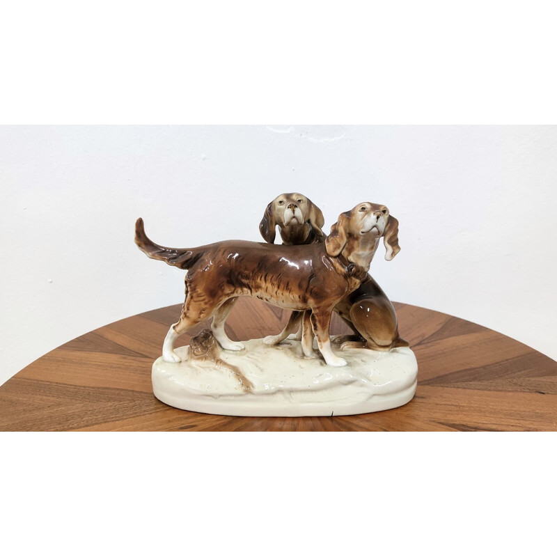 Vintage glasierte Keramik Statuette von Jagdhunden, Tschechoslowakei
