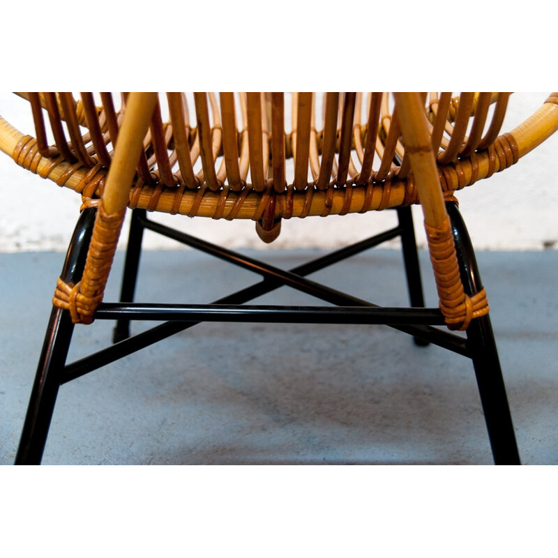 Grand fauteuil rotin et métal vintage de forme coquille - 1960