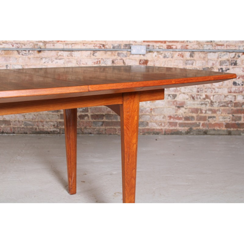 Mid century extending walnut dining table by Gordon Russell, 1960