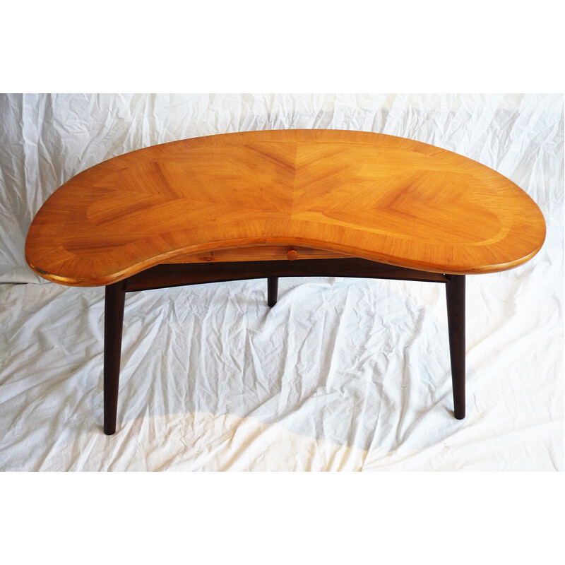 Vintage tripod side table in bean shape