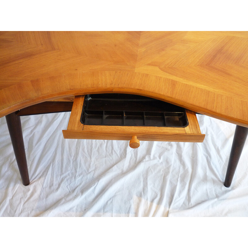 Vintage tripod side table in bean shape