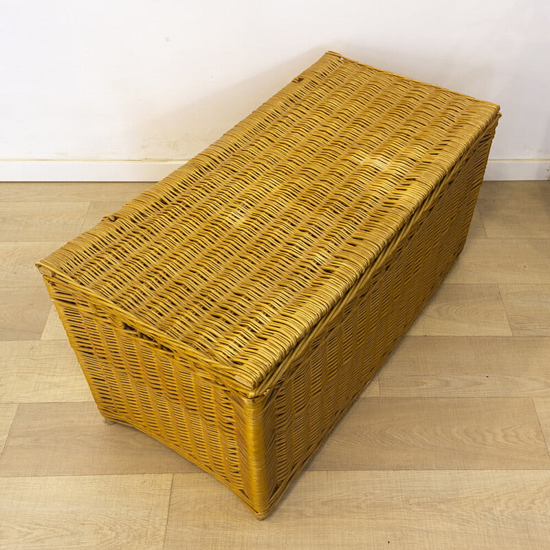 Vintage wicker trunk, Spain 1970