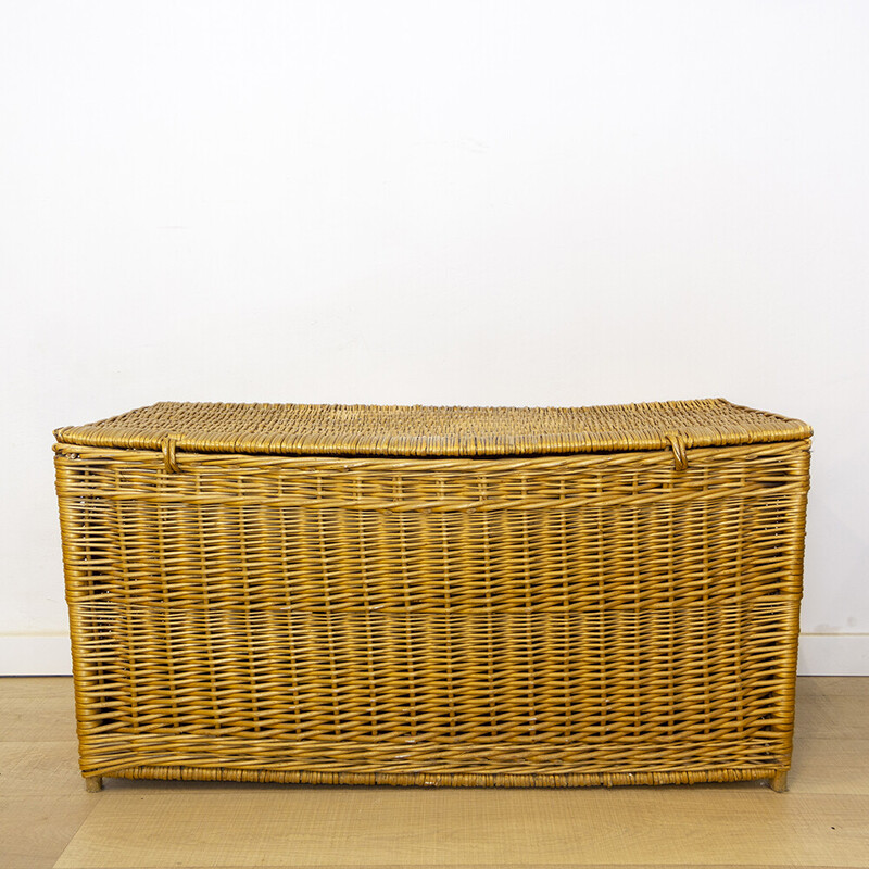 Vintage wicker trunk, Spain 1970