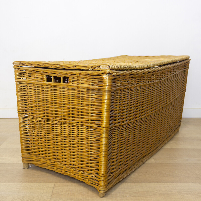 Vintage wicker trunk, Spain 1970