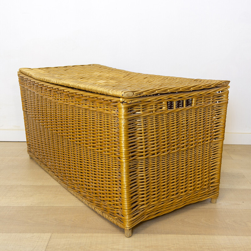 Vintage wicker trunk, Spain 1970