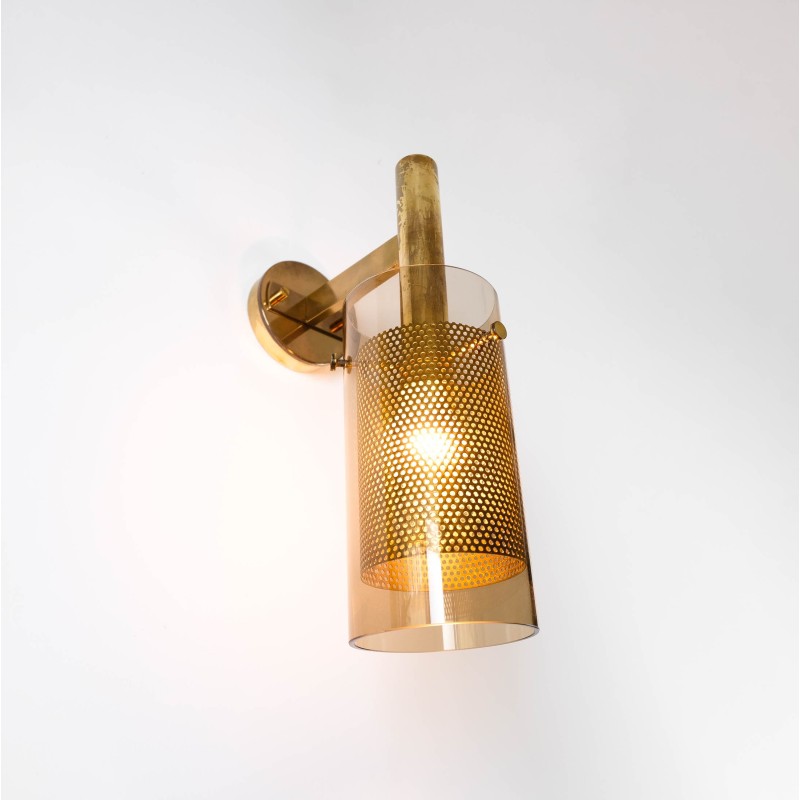 Vintage wall lamp model V-147 in brass and glass by Hans-Agne Jakobsson for Ab Markaryd, Sweden 1960