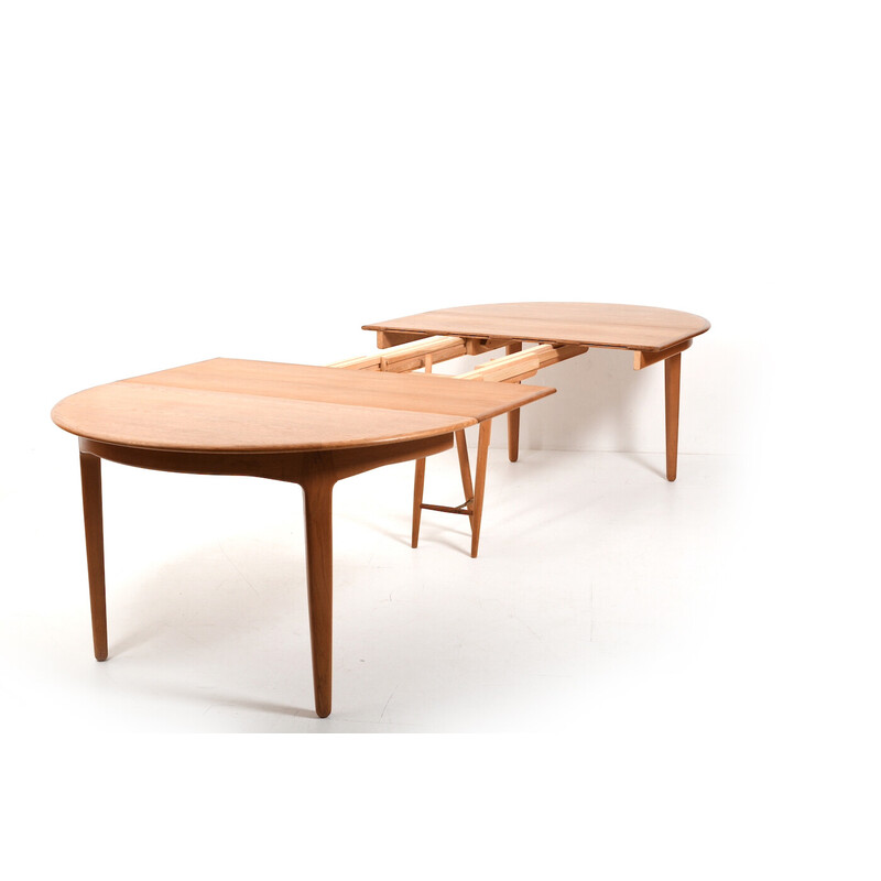 Mesa de comedor vintage de madera de roble de Henning Kjaernulf para Sorø Stolefabrik, años 60