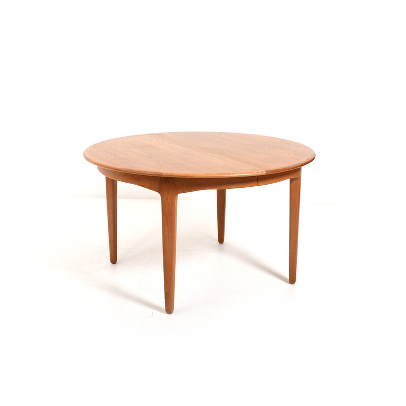 Mesa de jantar vintage em madeira de carvalho por Henning Kjaernulf para Sorø Stolefabrik, 1960s