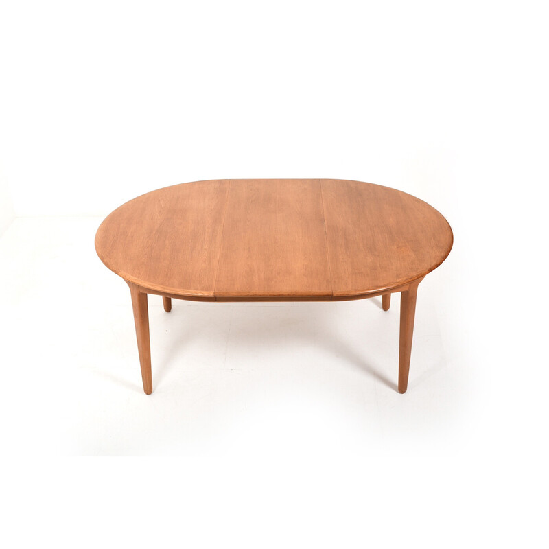 Mesa de comedor vintage de madera de roble de Henning Kjaernulf para Sorø Stolefabrik, años 60