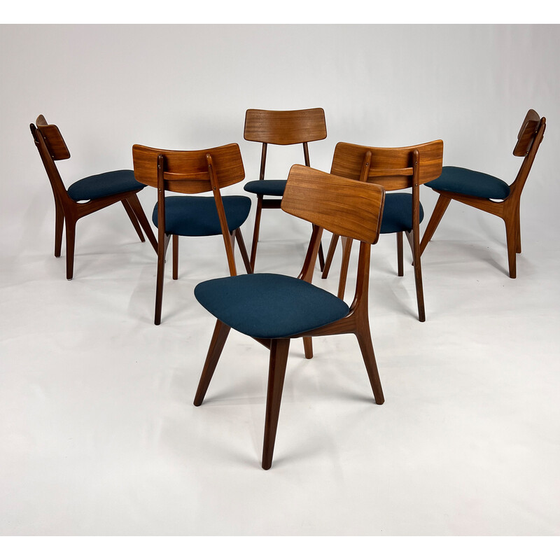 Cadeiras de jantar de meados do século por Louis van Teeffelen, 1960s