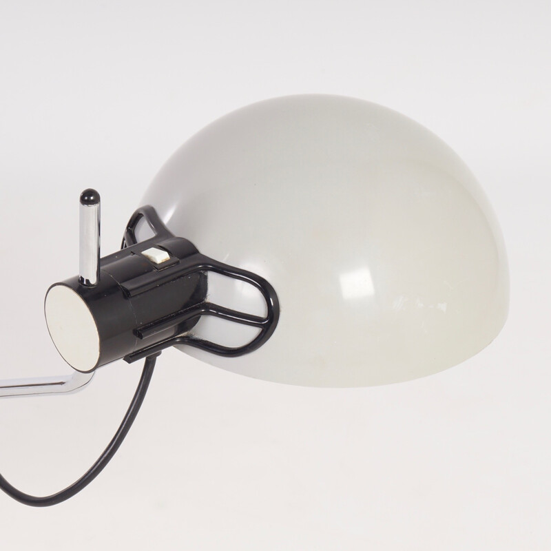 Lampe de bureau vintage en fer et plastique pour Harveiluce iGuzzini, Italie 1970