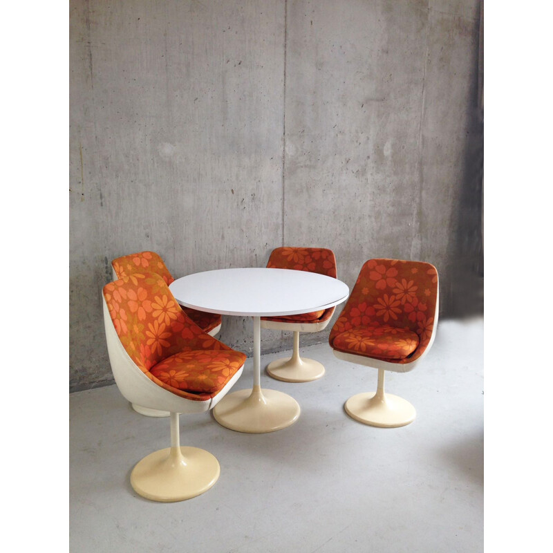 Mid century dining set with 4 orange and white fibre glass chairs with floral pattern upholstery - 1970s