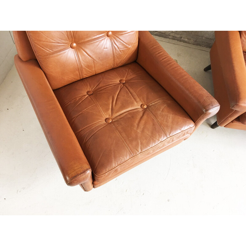 Mid-century danish skipper 3-seater sofa and swivel armchair - 1970s