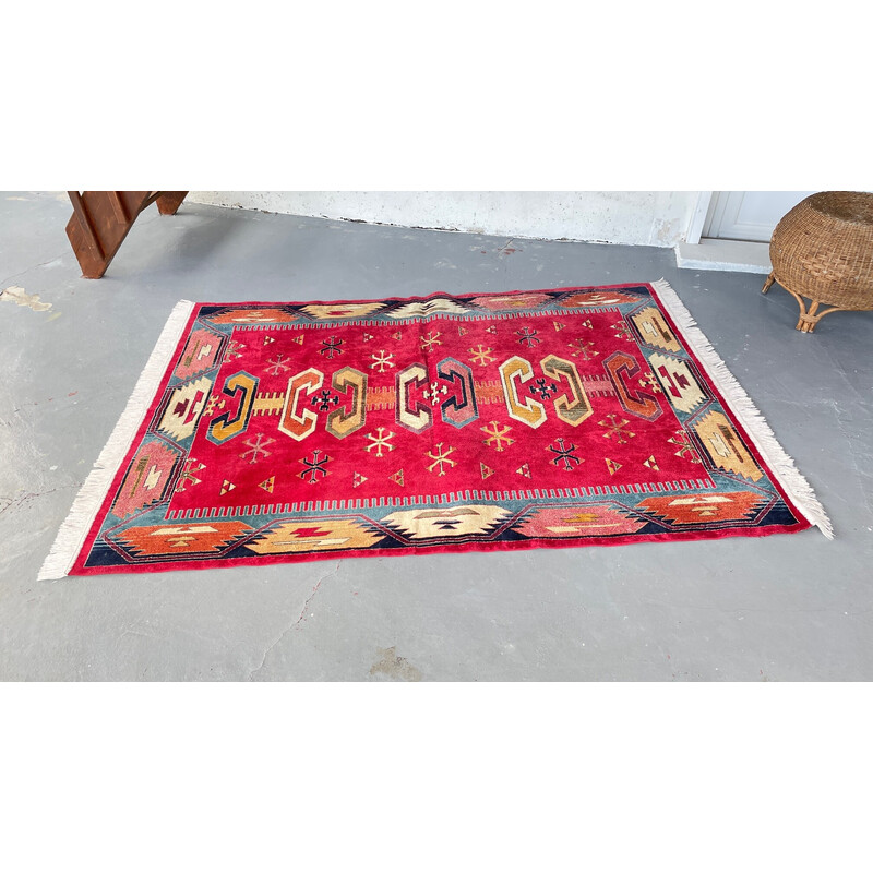 Multicolored vintage rug