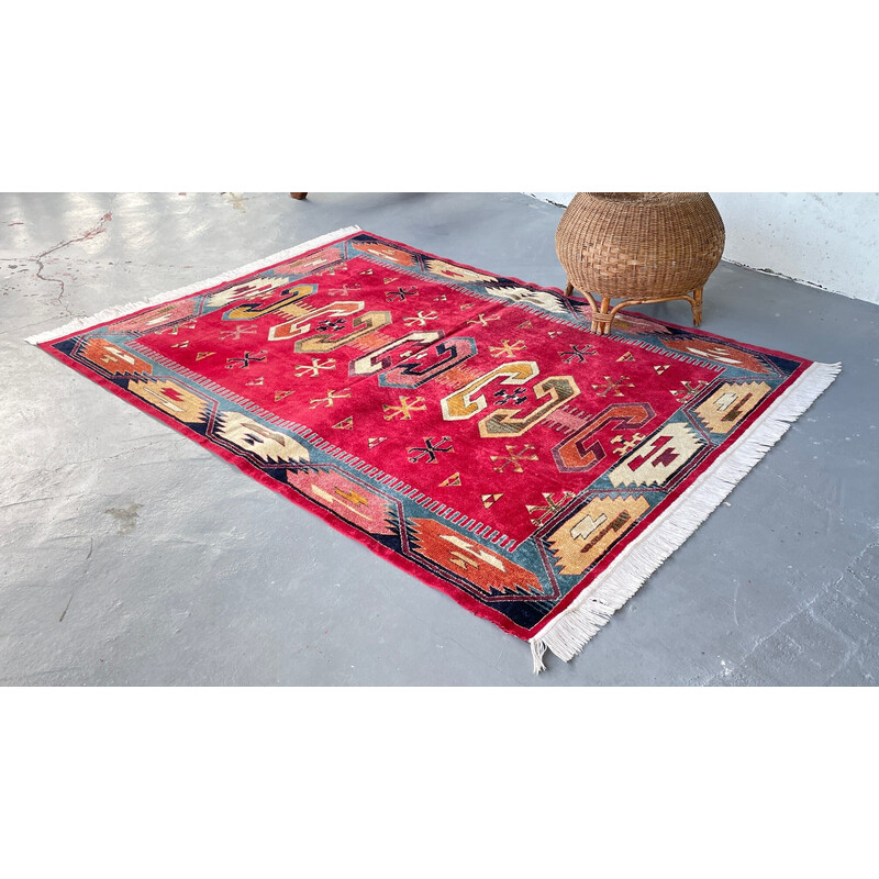 Multicolored vintage rug