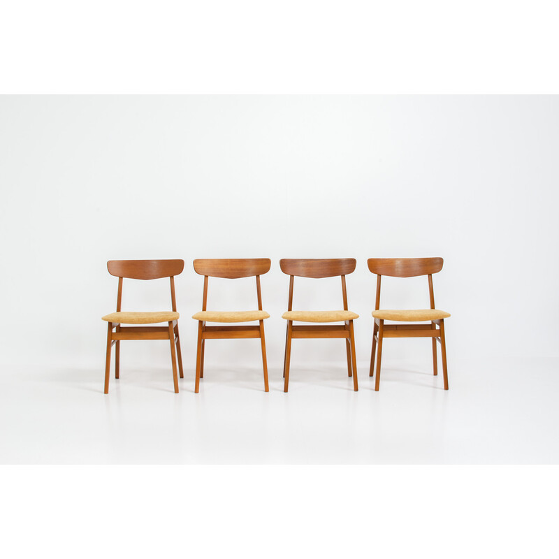 Set of 4 vintage Mosbøl dining chairs by Findahl