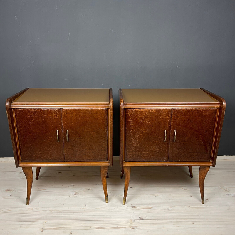 Pareja de mesillas de noche vintage de madera, Italia 1950