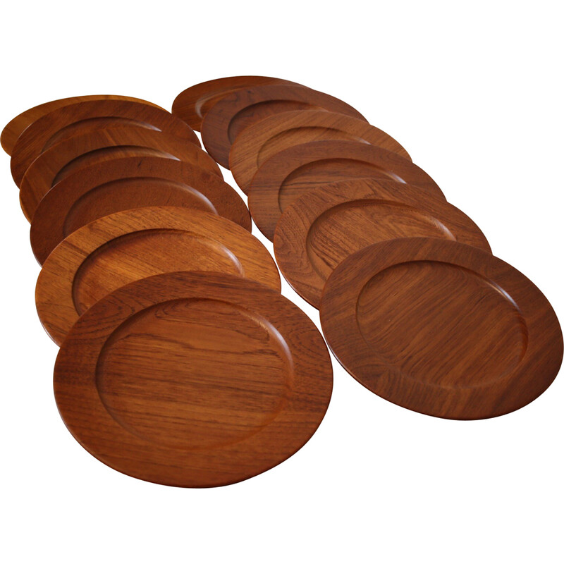 Set of 12 vintage solid teak plates by Wiggers, Denmark 1960s