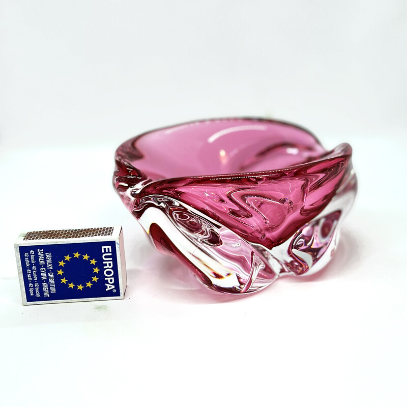 Vintage pink ashtray by J. Hospodka for Chribska Sklarna, Czechoslovakia 1960s