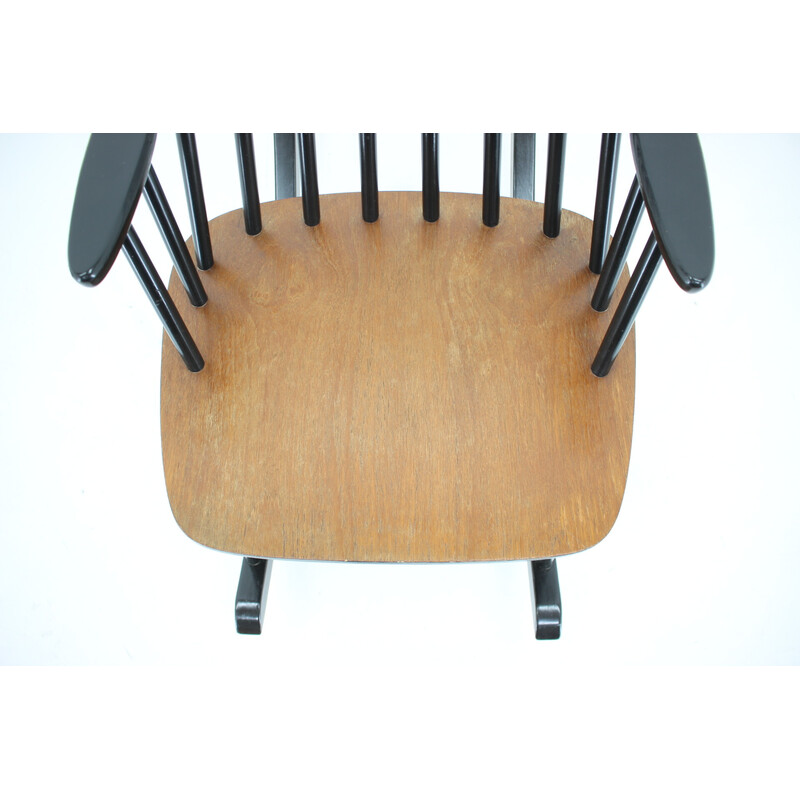 Vintage beechwood rocking chair by Varjosen Puunjalostus, Finland 1960s