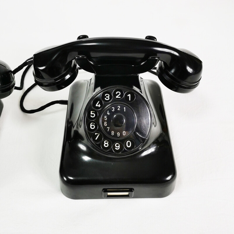 Pareja de teléfonos antiguos de baquelita de Siemens, Alemania 1950