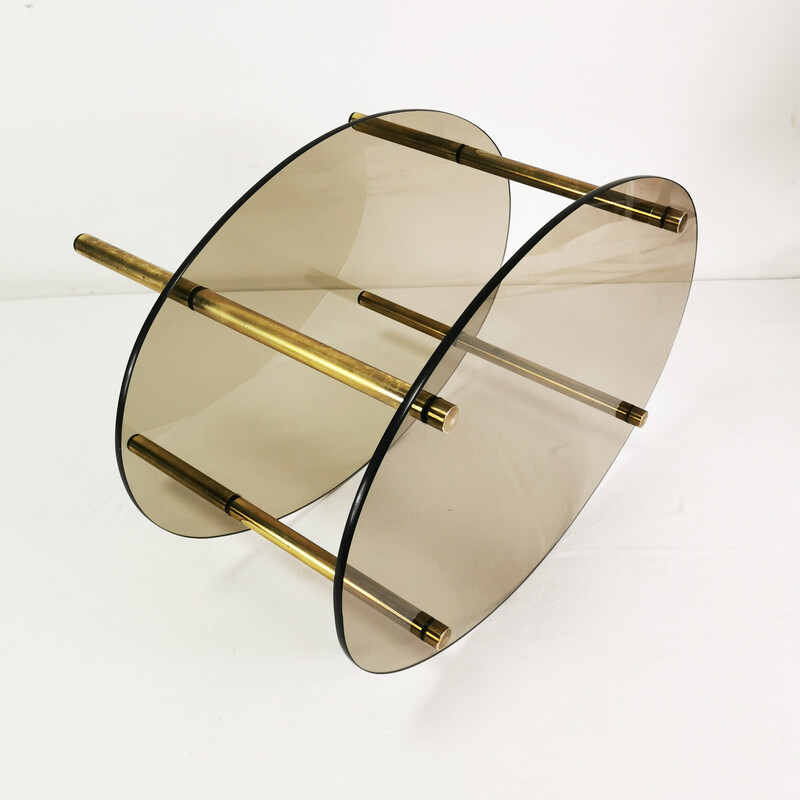 Mesa de centro ovalada minimalista vintage en latón y cristal, Alemania 1960
