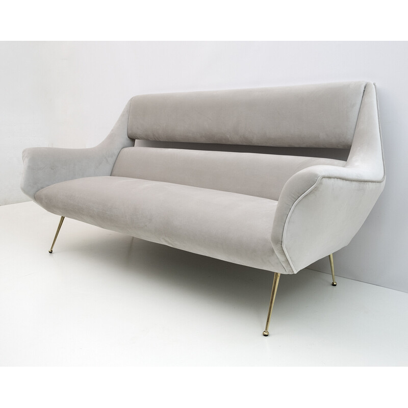 Mid-century Italian velvet sofa by Gigi Radice for Minotti, 1950s