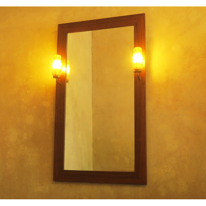 Espejo de pared danés vintage de palisandro con dos luces ámbar, años 60
