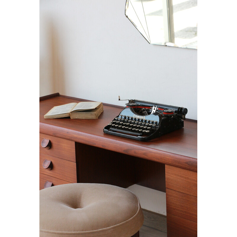 Vintage desk by White and Newton, England 1970