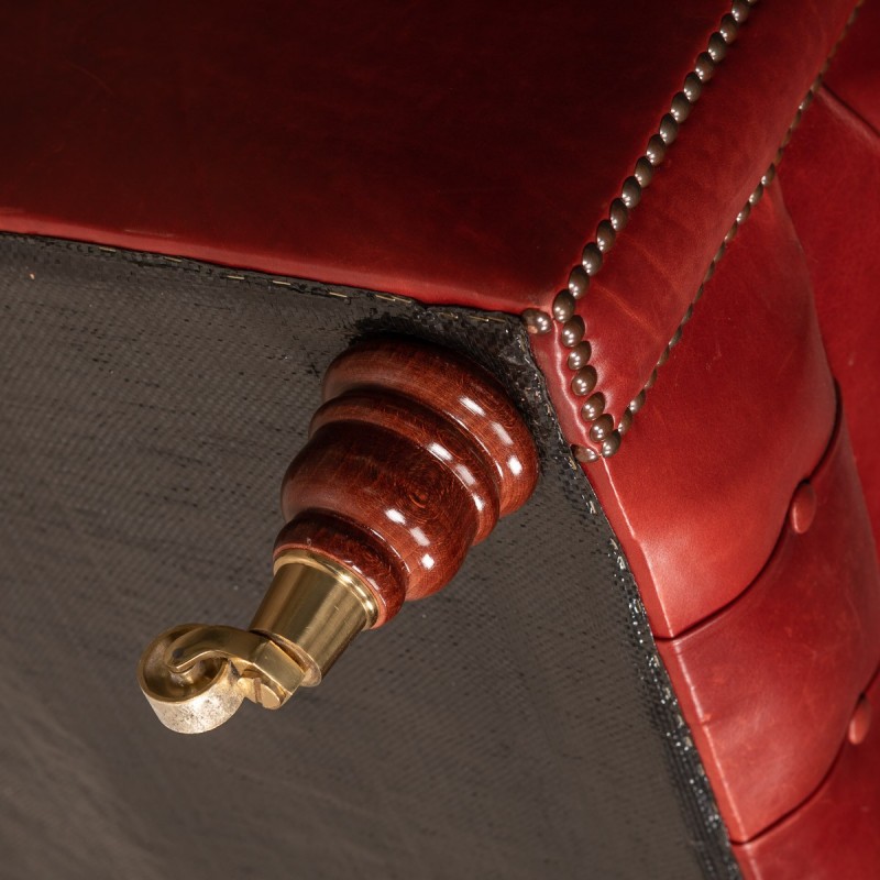 Vintage leather Chesterfield sofa, 1980