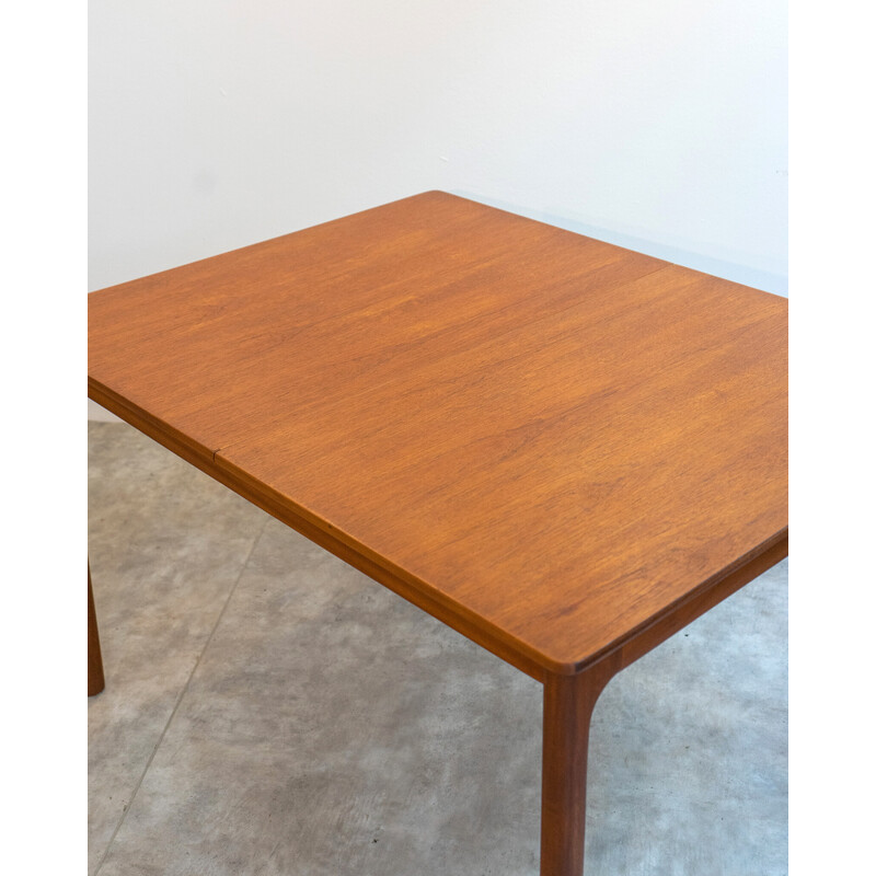 Mid century T2 extendable dining table by Tom Robertson for A.H. Mcintosh and Co, UK 1970