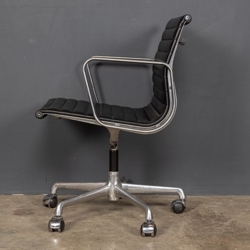 Ensemble de 8 fauteuils de bureau vintage par Charles Eames pour Herman Miller