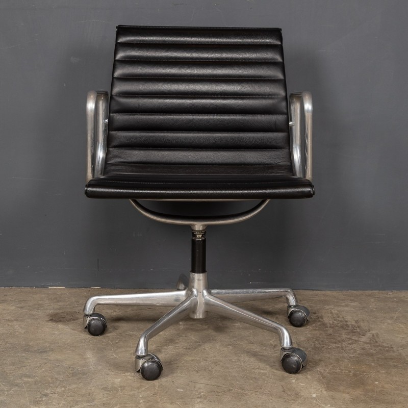 Ensemble de 8 fauteuils de bureau vintage par Charles Eames pour Herman Miller