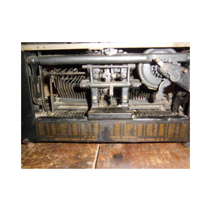 Vintage Underwood typewriter n° 5