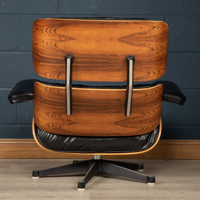 Alter Eames-Sessel aus schwarzem Leder von Mobilier International, 1980