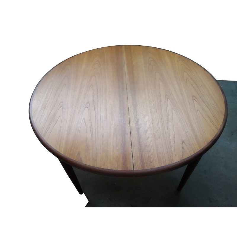 Vintage extendable teak table by Victor Wilkins for G Plan, 1960s