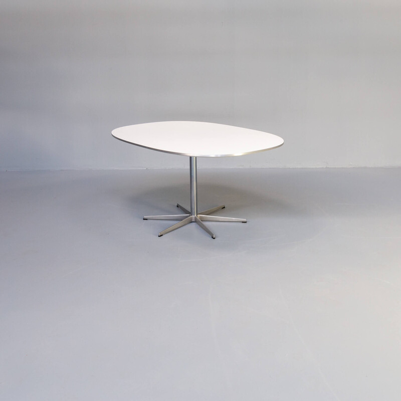 Vintage dining table for Fritz Hansen